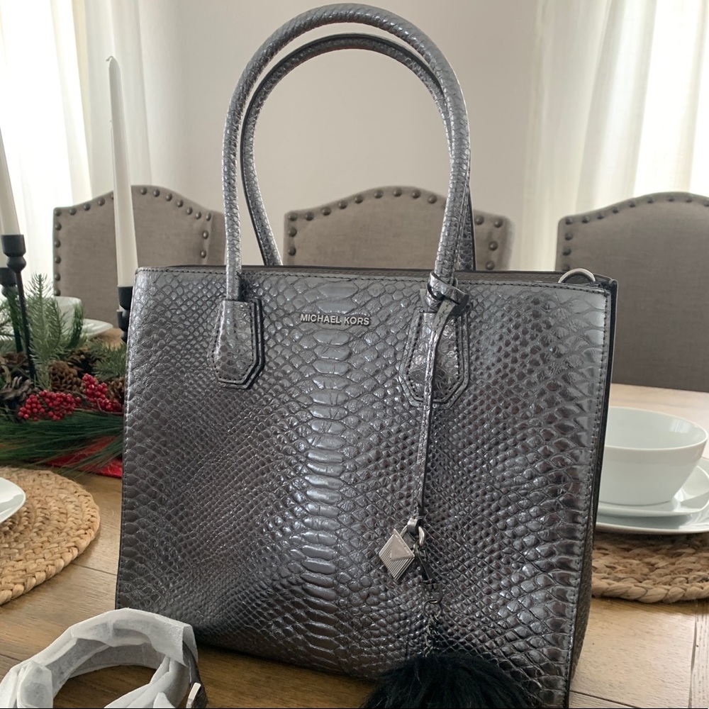 MICHAEL KORS BAG